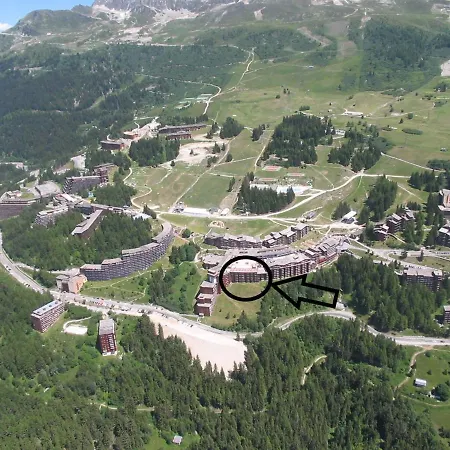 Apartment 2 Pieces Pour 5, Pres Des Pistes A Arc 1800, Parking Optionnel - Fr-1-411-205